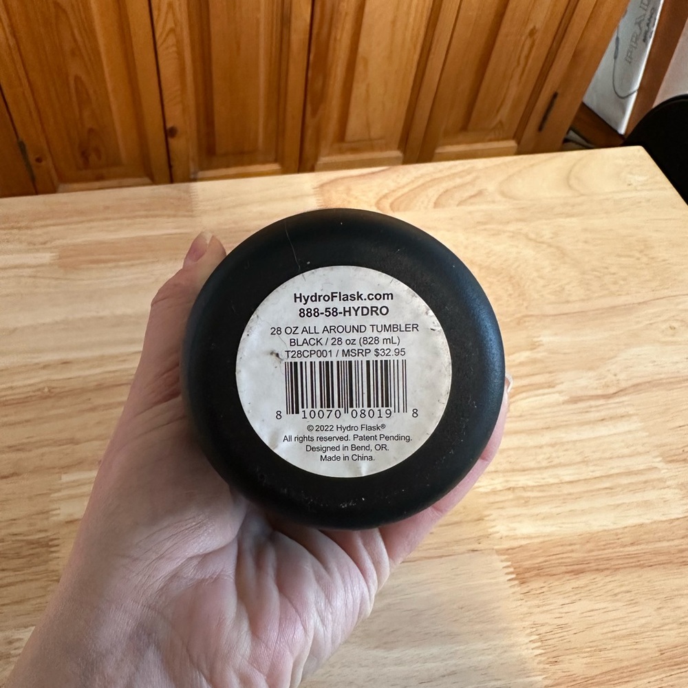 28oz Hydroflask Coffee Tumbler - Picture 2 of 3